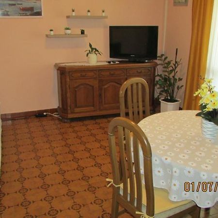 Apartment Tomy Trogir Exterior foto